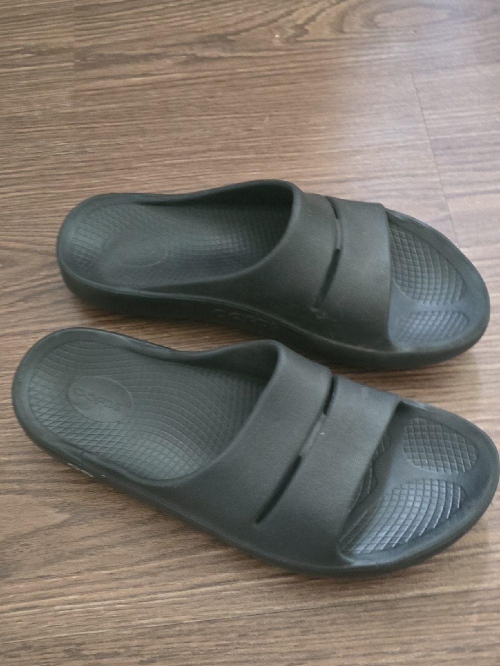 OOFOS Black Men's Recovery Slide Sandals 12